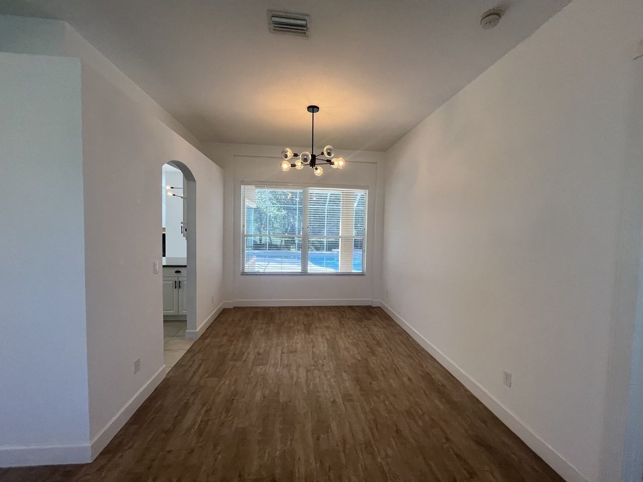 1220 Hampstead Ln #NA - Photo 5 of 20