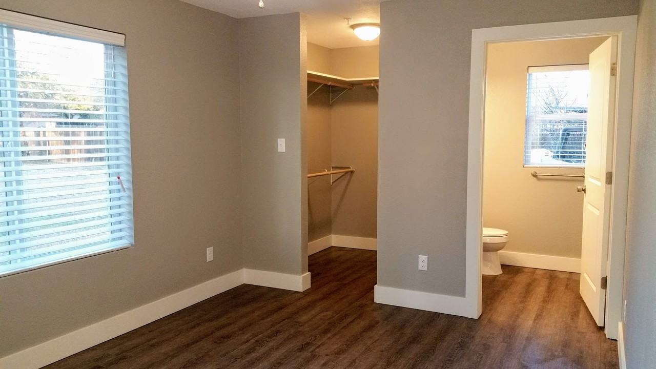 2806 Bull Run #NA - Photo 3 of 6