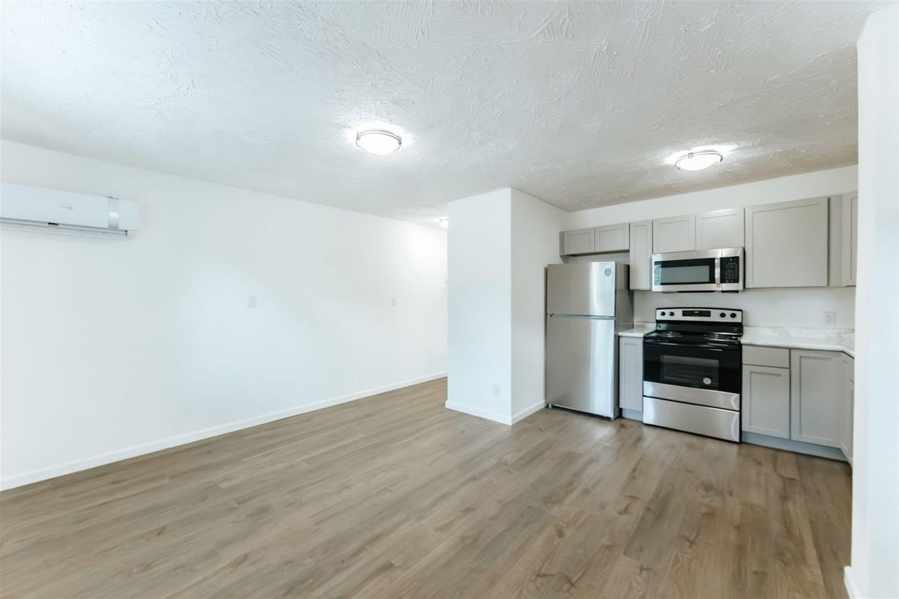2407 Vienna Rd #NA - Photo 5 of 8