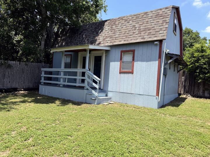 105 Sky Country Dr #1 - Photo 2 of 8