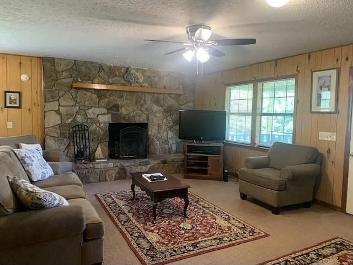 729 Chalet Village Ln #NA - Photo 6 of 42