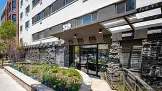 528 W Oakdale Ave - Photo 1 of 1