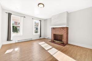 featured image of 25 S Jefferson St #1
