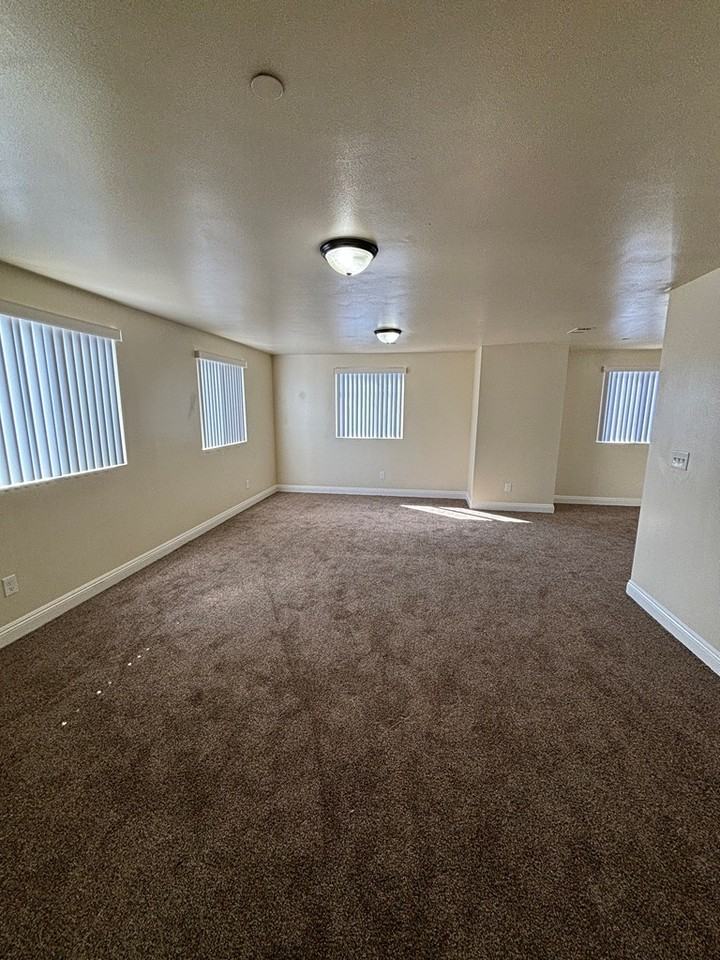 324 West 77th Street - Photo 5 of 20