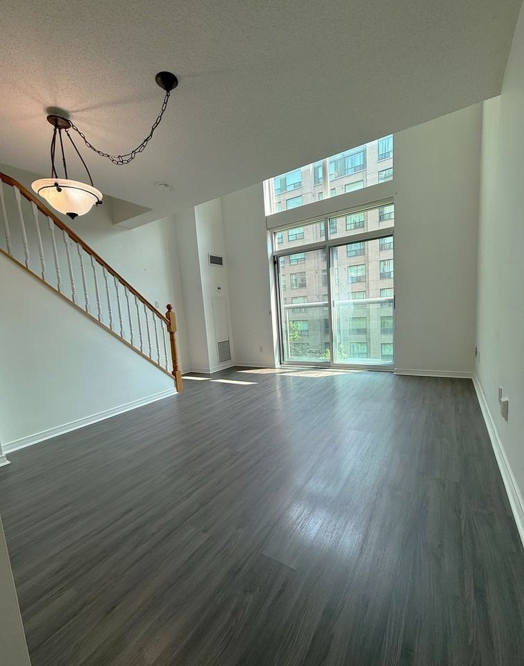 109 Front Street East #529 - Photo 7 of 20