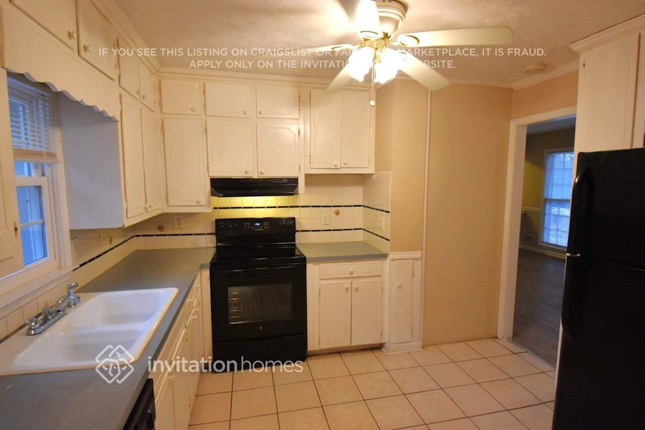 247 Sandra Dr Nw - Photo 4 of 8