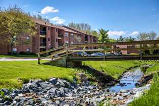 Briarcliff Apartments: Spacious Luxury Living in Central Baltimore County - Photo 1 of 1