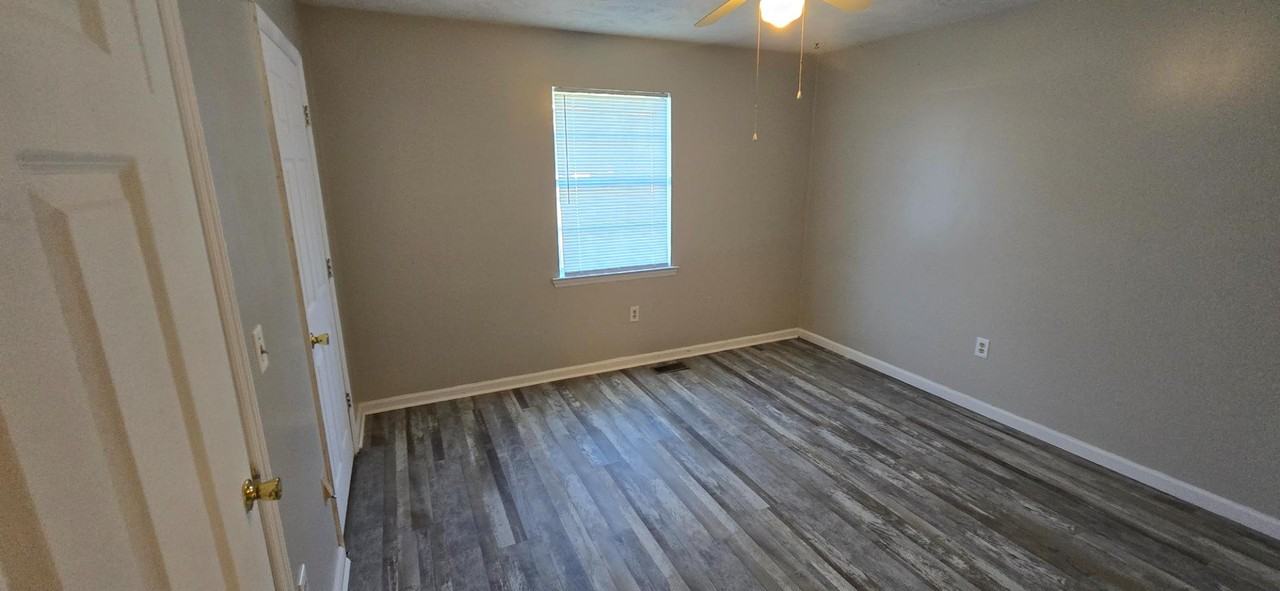 Scarbrough Ln - Photo 5 of 5