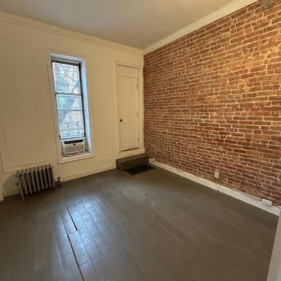 518 East 83rd Street - Photo 4 of 20