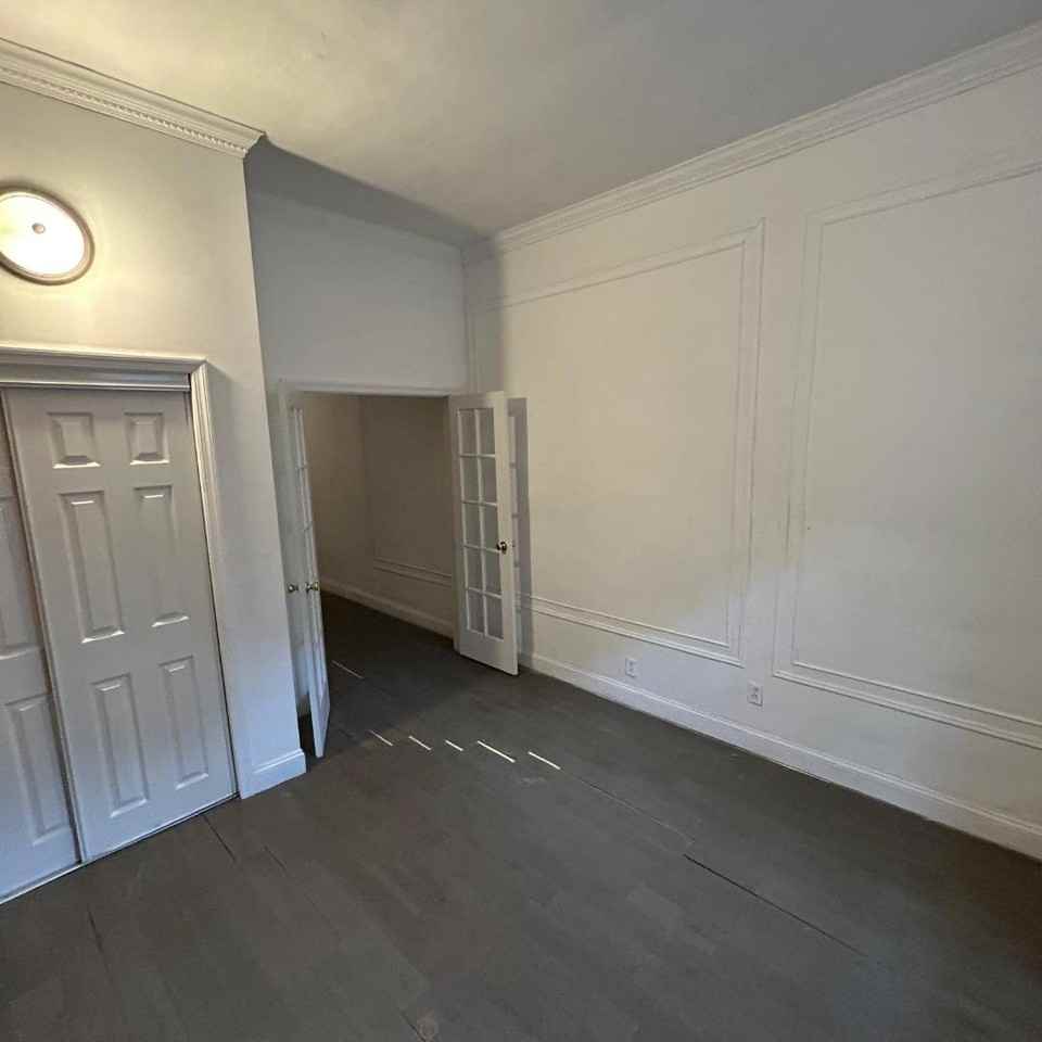 518 East 83rd Street - Photo 5 of 20