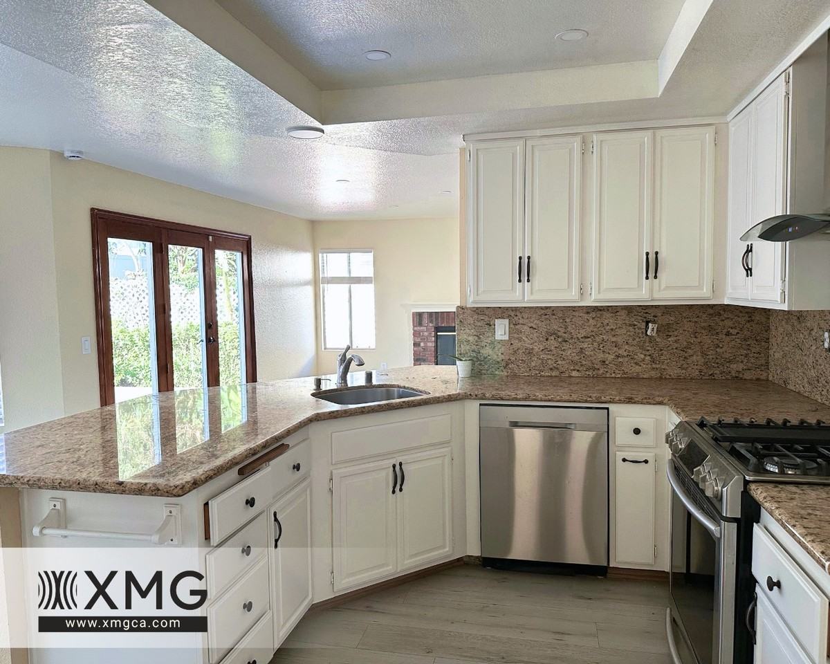 2925 E Chaparral St - Photo 5 of 20