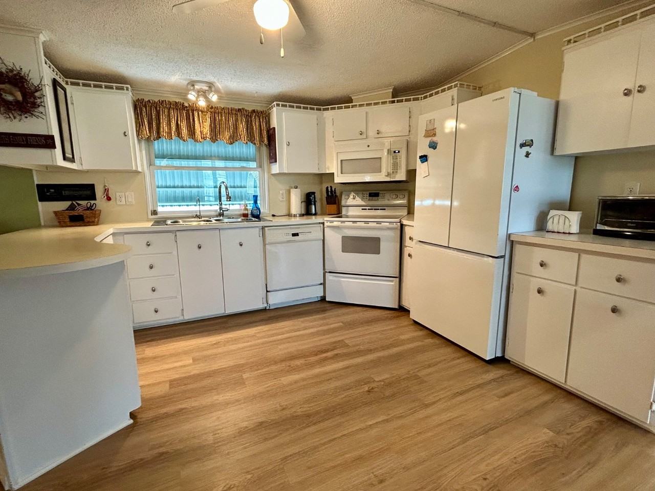 245 Cherrywood Dr - Photo 6 of 20