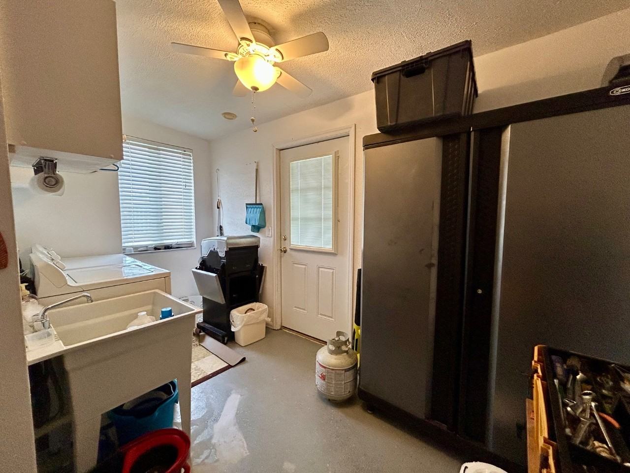 245 Cherrywood Dr - Photo 7 of 20