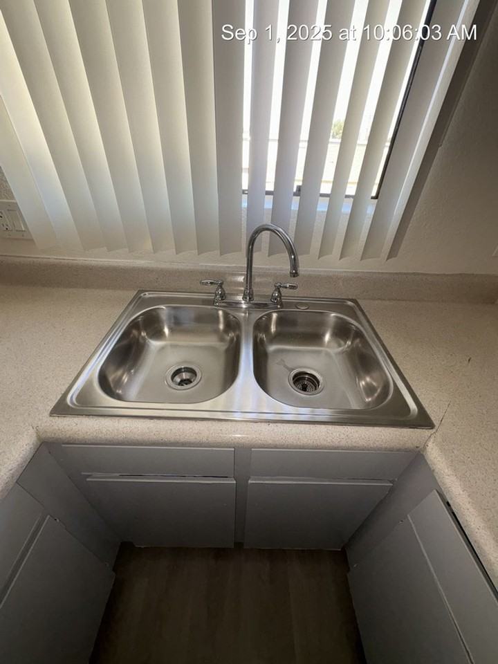 Tujunga Pines - Photo 6 of 11