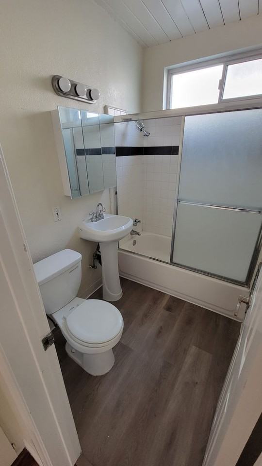 Park Verdugo Apartments - Photo 2 of 18