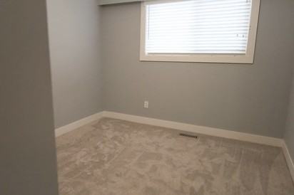 24919 40 Ave #1 - Photo 4 of 9