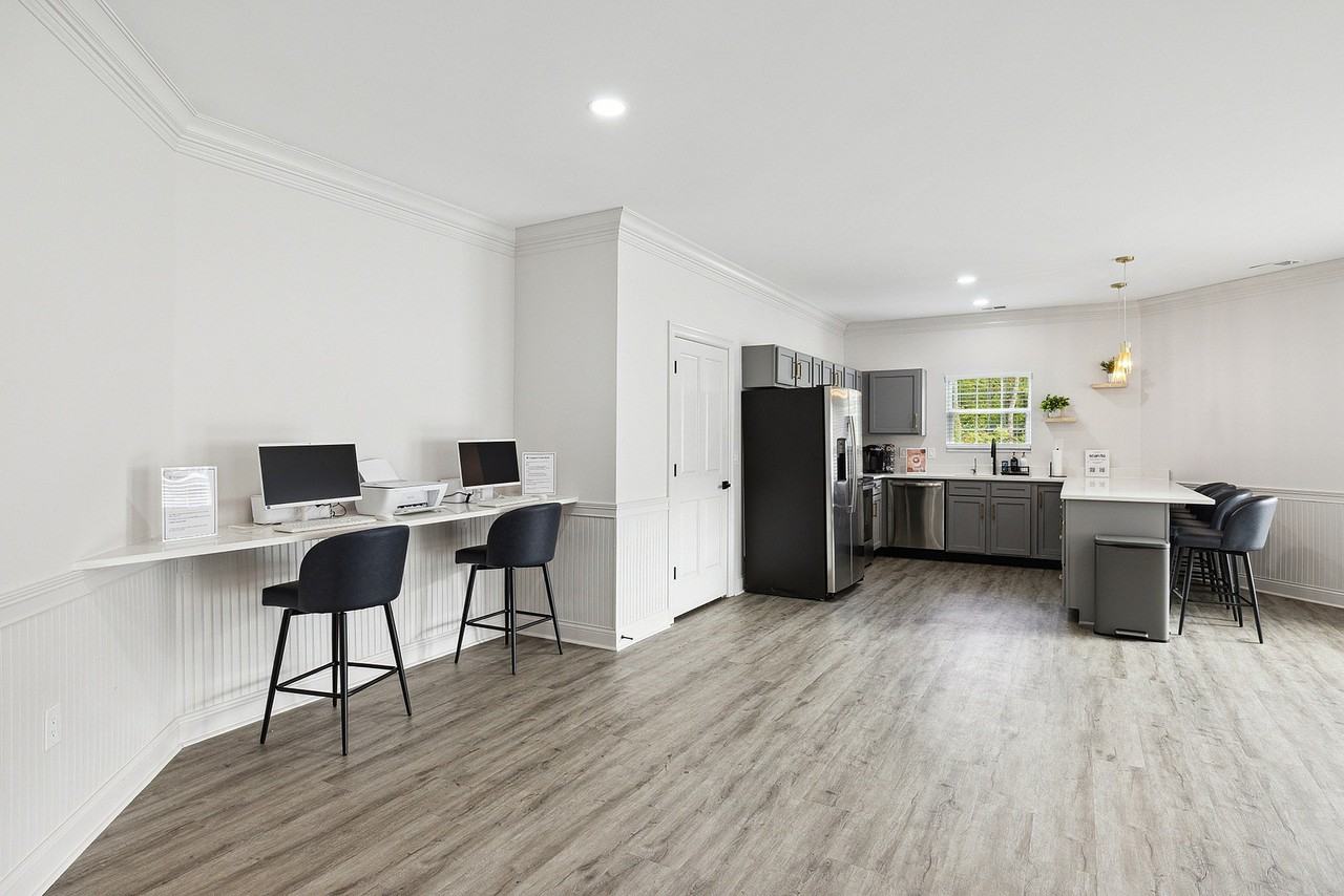 Kennedys Landing - Photo 4 of 35