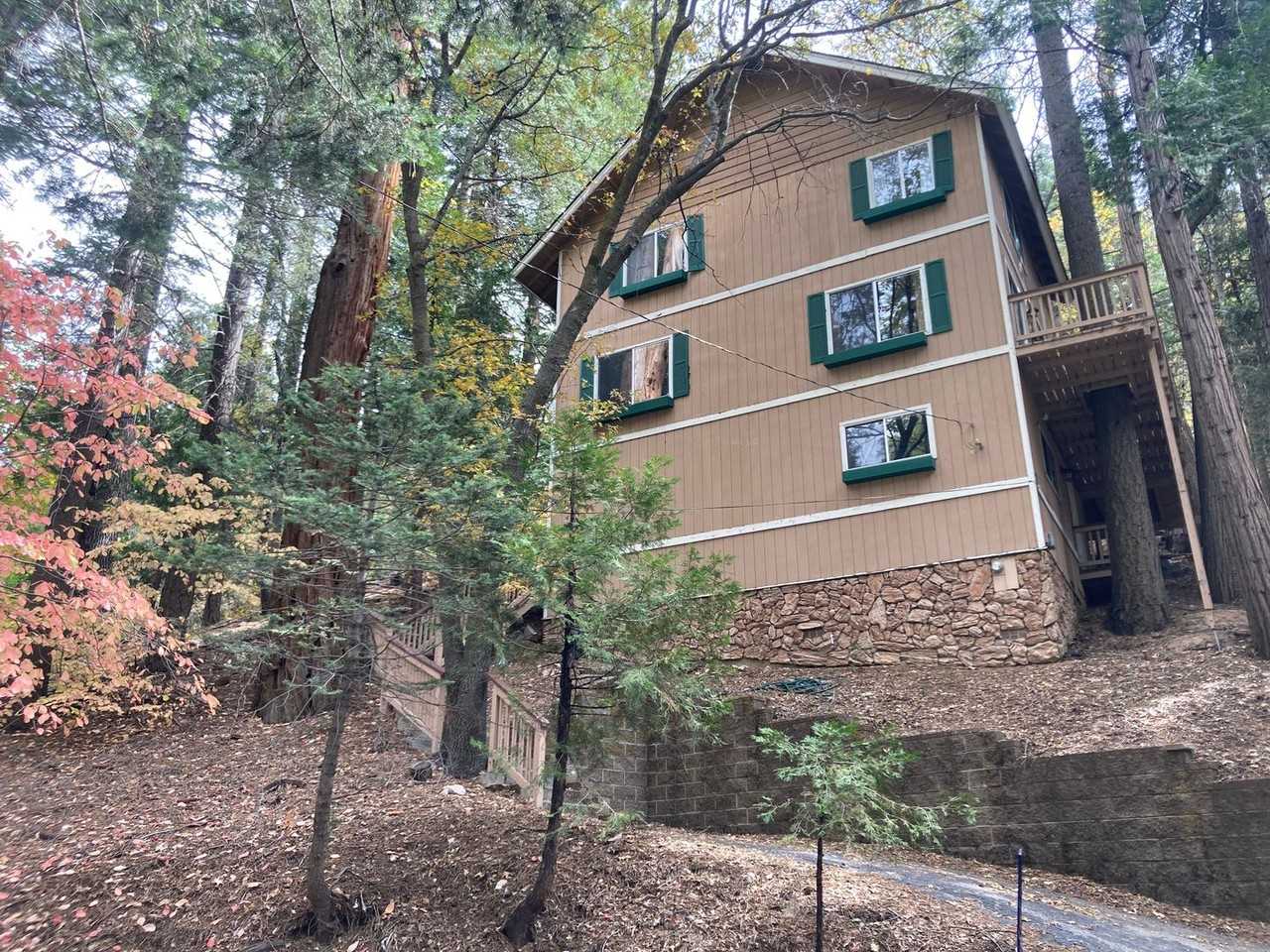 27875 Rainbow Drive - Photo 2 of 23