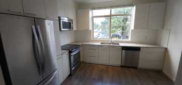 featured image of 8473 163 St