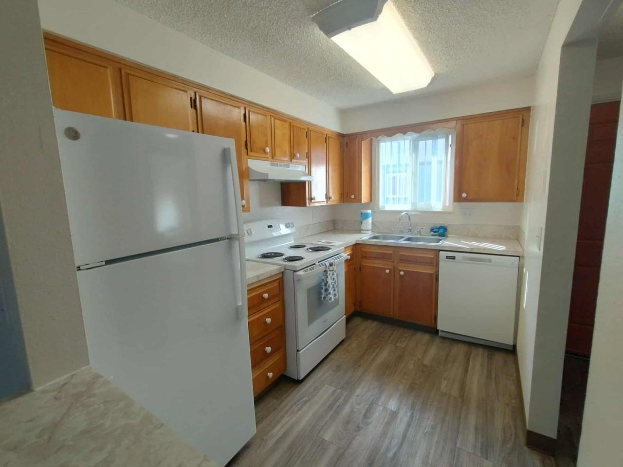 Country Pines Townhomes - Photo 5 of 22