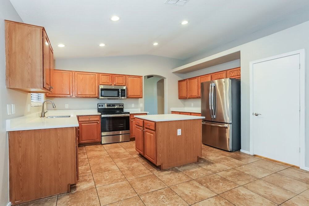 1520 E La Salle St - Photo 5 of 16