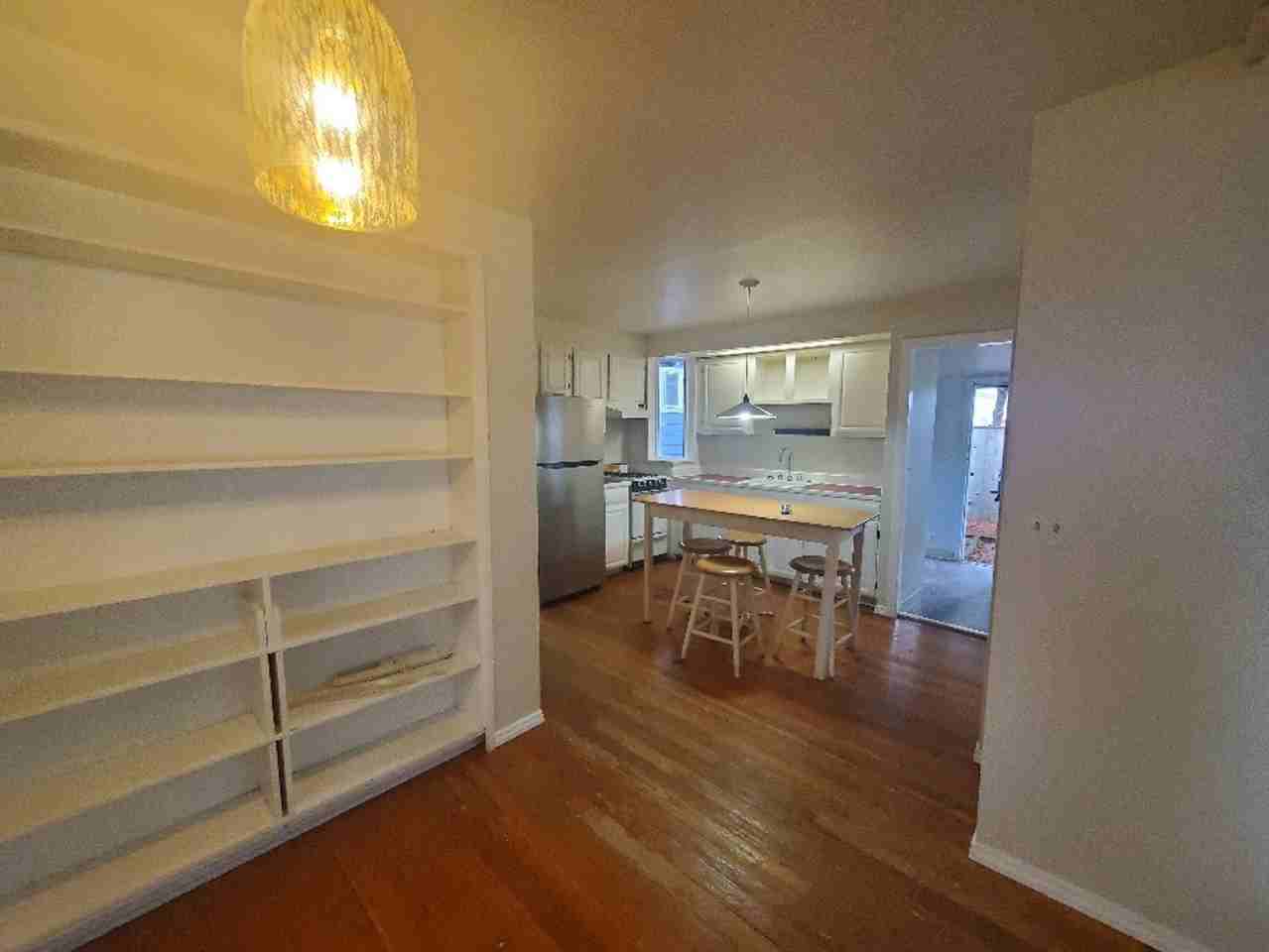 10255 41st Ave Sw - Photo 6 of 18
