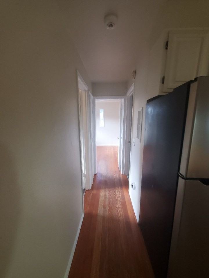 10255 41st Ave Sw - Photo 7 of 18