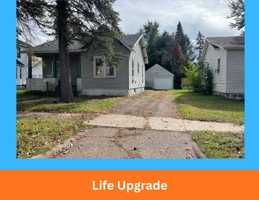 featured image of 909 Forest St