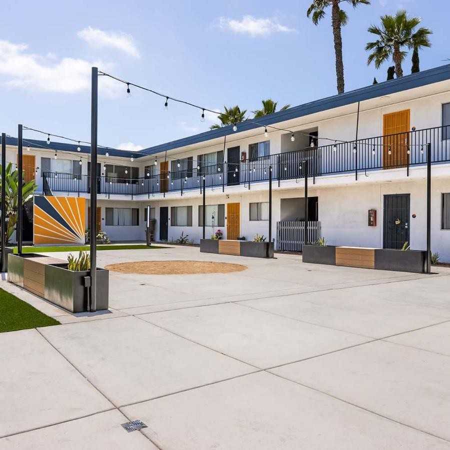 4981 Catoctin Dr - Photo 6 of 18