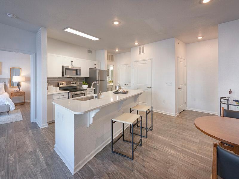 8200 Arista Pl - Photo 3 of 36