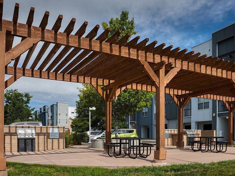 8200 Arista Pl - Photo 6 of 36