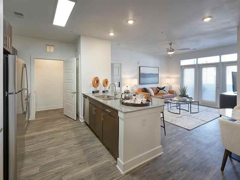 8200 Arista Pl - Photo 3 of 36