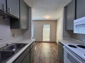 Near Everything, All Amenities!  1616 Q Street, Camellia Court Apartments - Photo 1 of 1