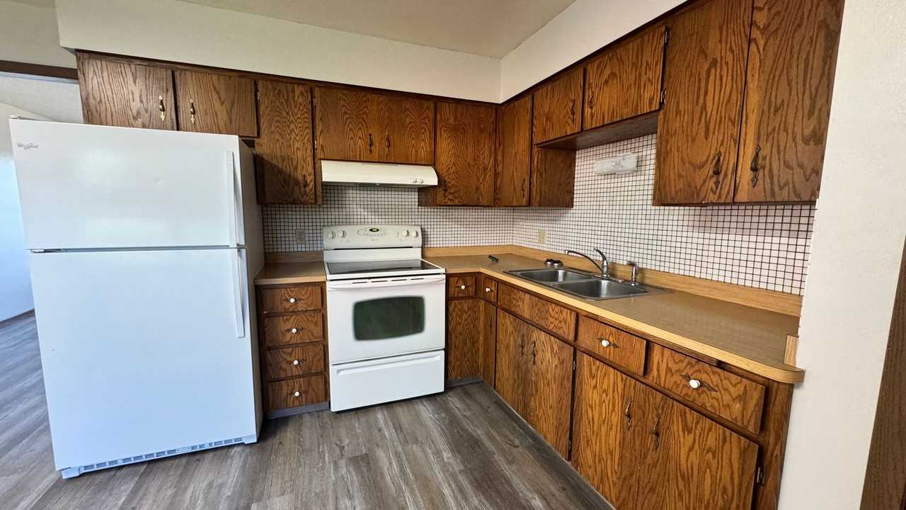 969 Custer St - Photo 5 of 18