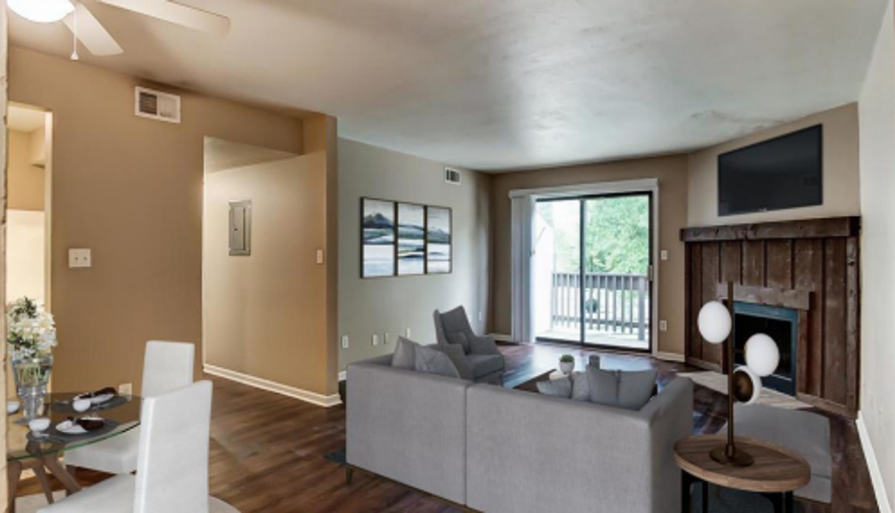 368 S Rosenberger Ave #K - Photo 3 of 16