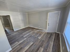 featured image of 101 College Park Ln