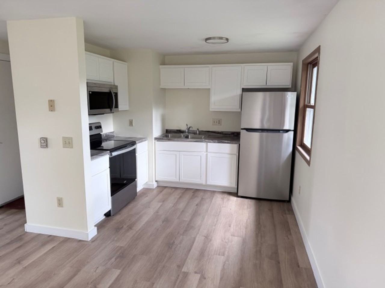 3710 Allen Dr - Photo 5 of 18