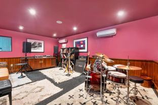 1601 Broadway - Photo 1 of 1