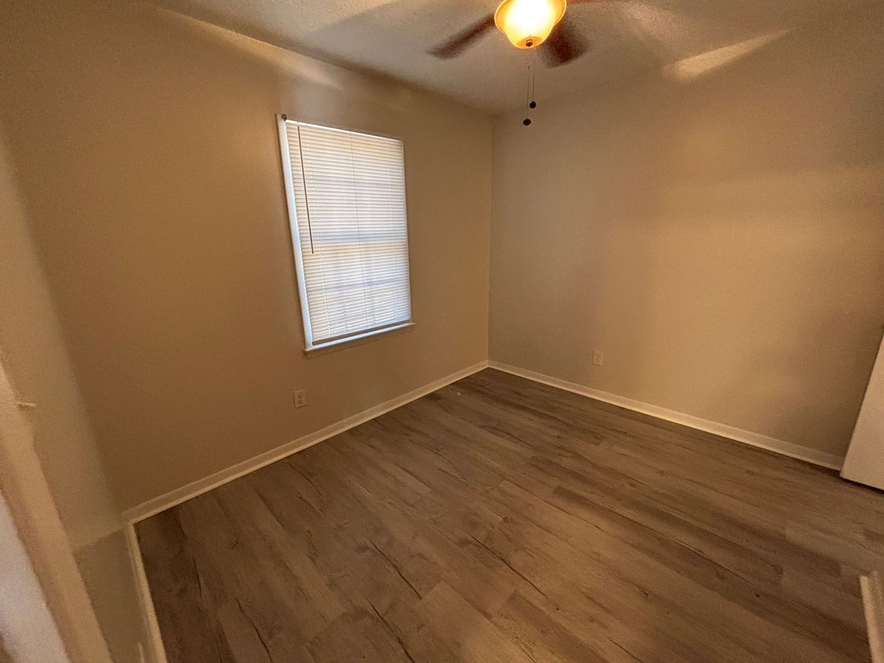 132 Fowler St - Photo 7 of 15