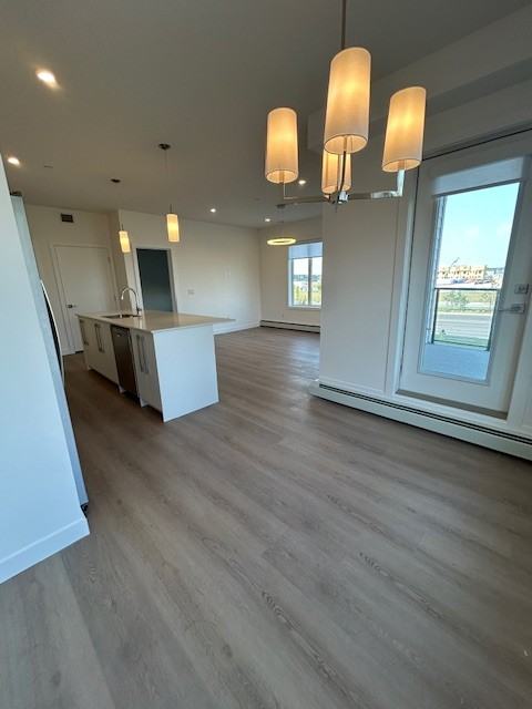 60 Skyview Parade Ne #1 - Photo 3 of 4