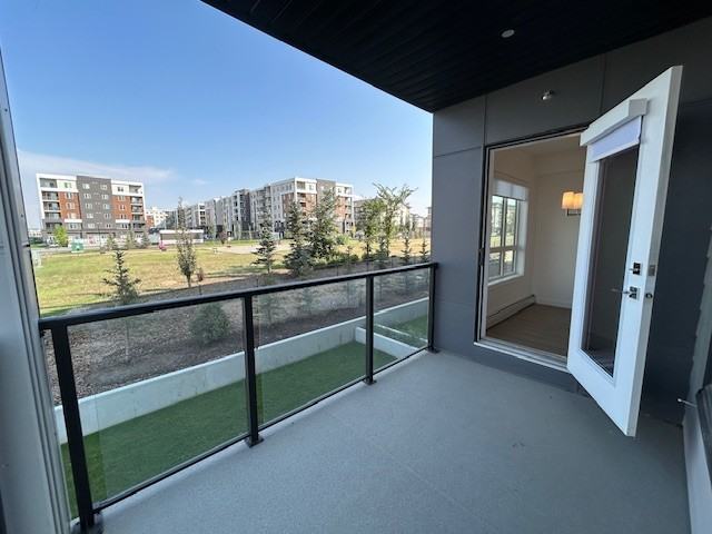 60 Skyview Parade Ne #1 - Photo 4 of 4