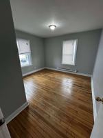 featured image of 56 Fleet St #6