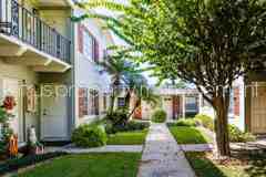 3022 Fairway Ln Apt D #Apt D - Photo 1 of 1