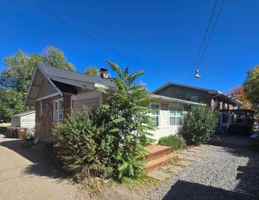 featured image of 879 19th St