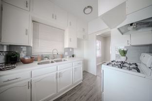 828 Chestnut Ave. - Photo 1 of 1