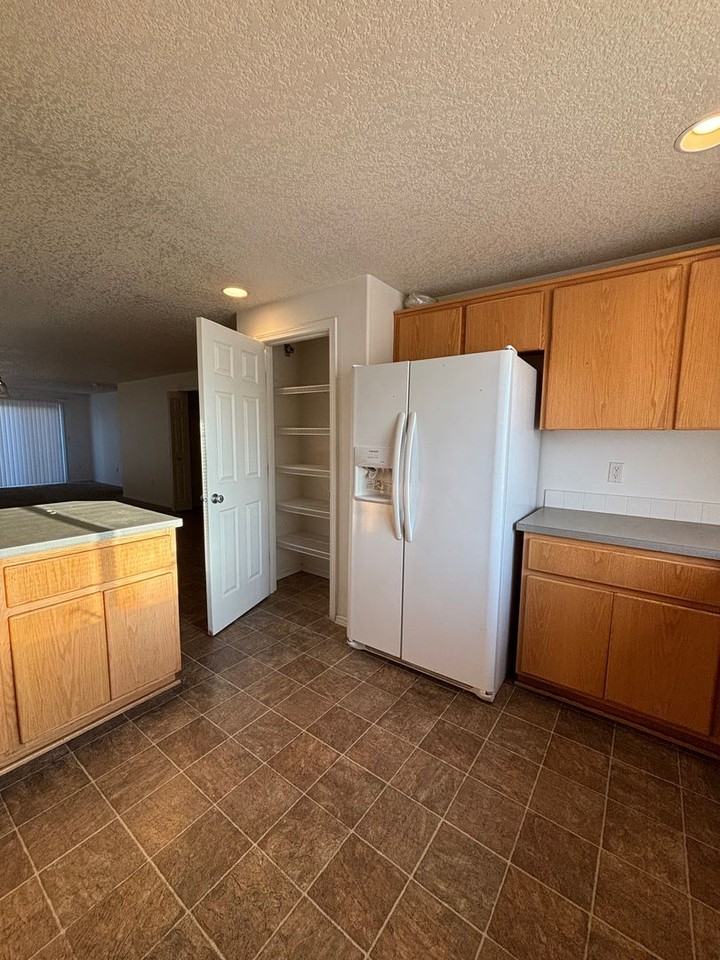 3412 W Glenmoor Dr - Photo 4 of 15