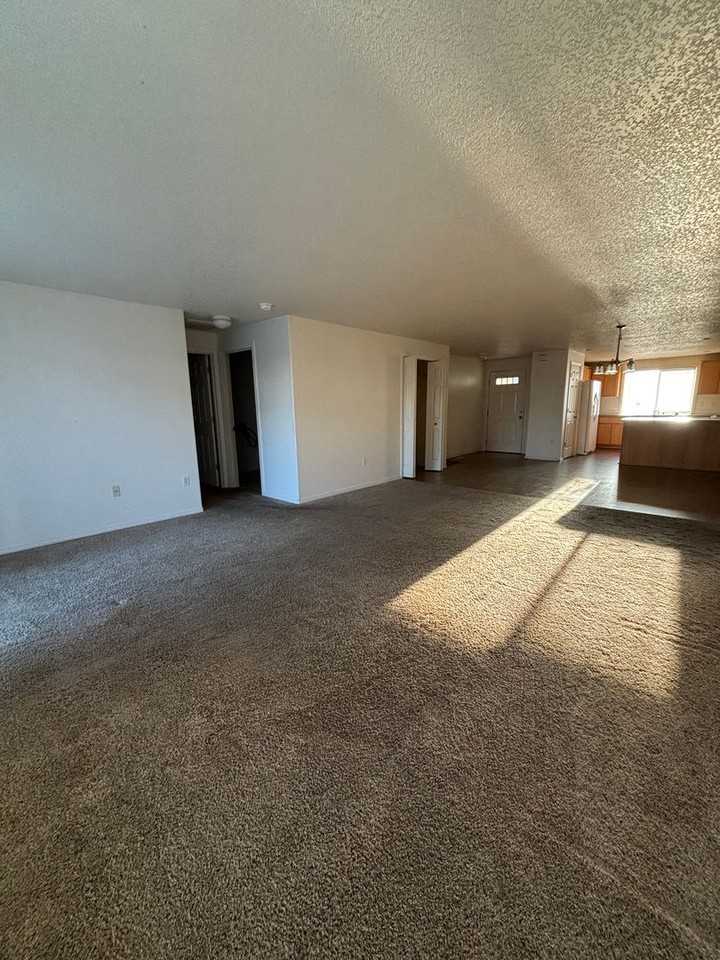 3412 W Glenmoor Dr - Photo 6 of 15