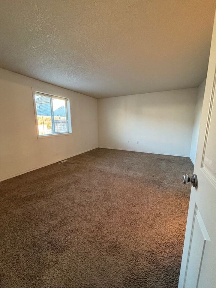 3412 W Glenmoor Dr - Photo 7 of 15