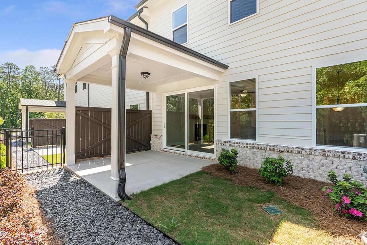 535 Clover Ln - Photo 5 of 34