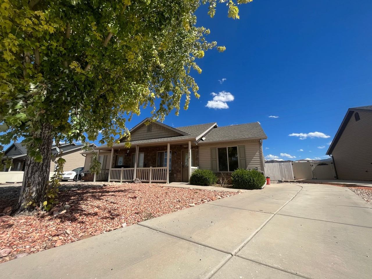 1890 1600 North Access Road - Photo 3 of 12